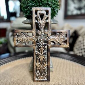 Fleur de Lis Wooden Cross Decor